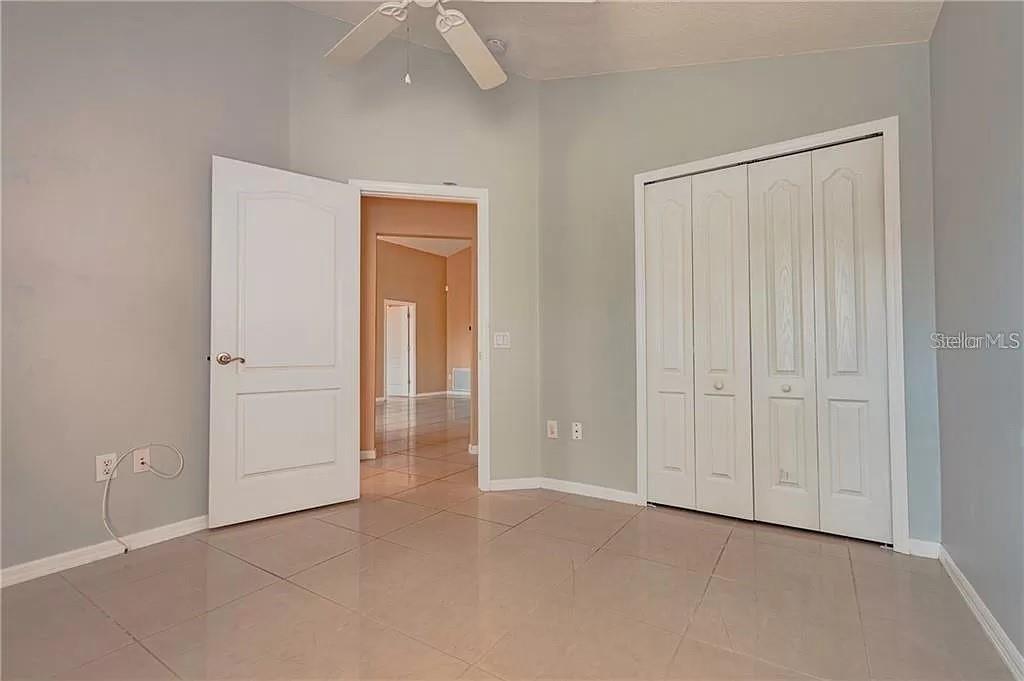 Image 25 of 41 For 3904 Ixora Court