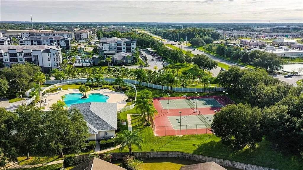 Image 40 of 41 For 3904 Ixora Court