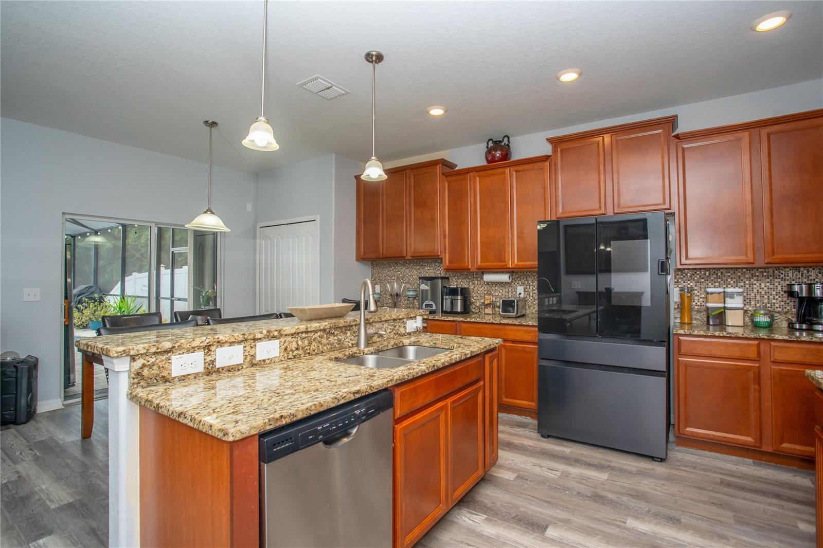 Image 14 of 47 For 10924 Rainbow Pyrite Drive