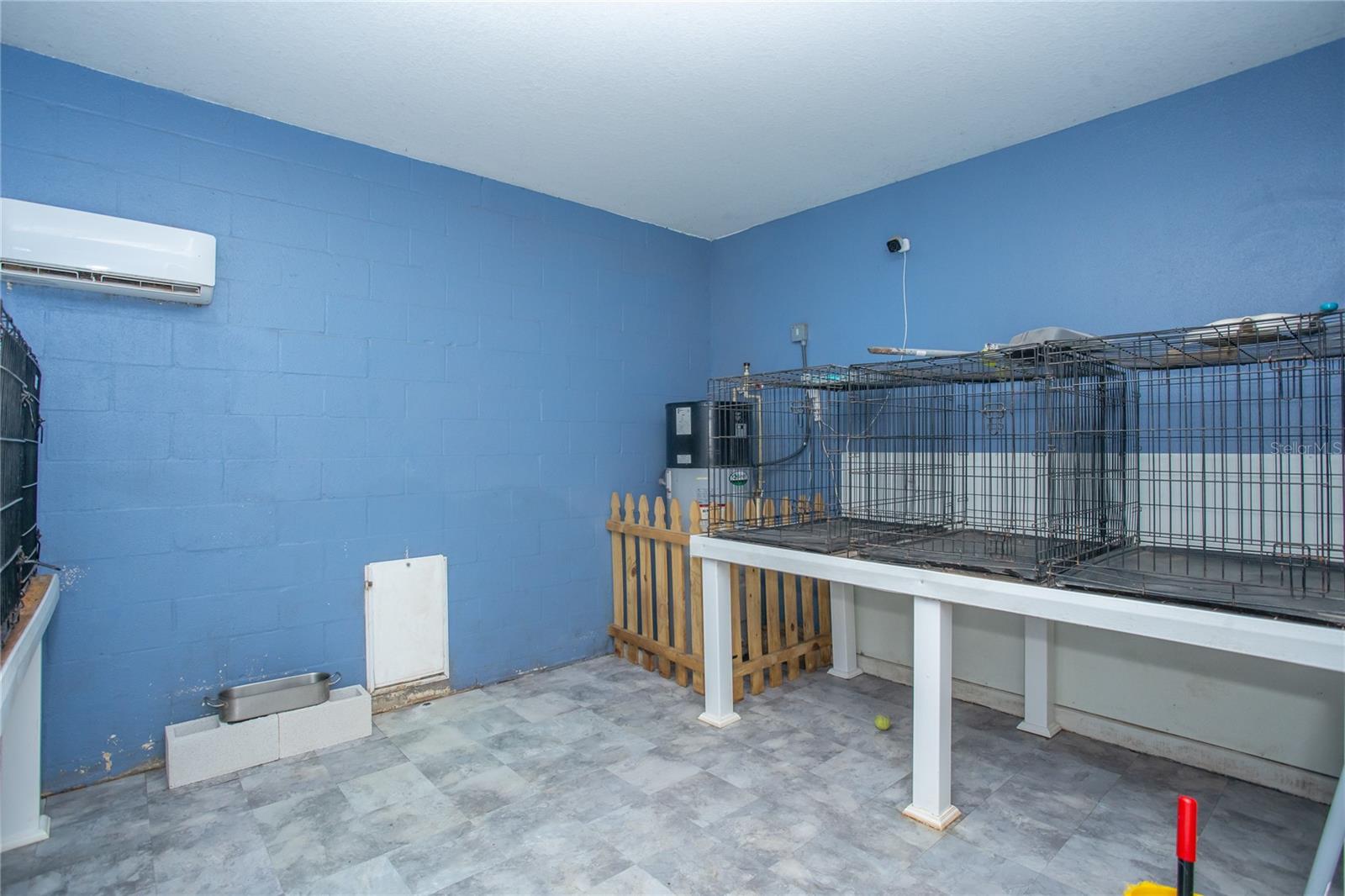 Image 35 of 47 For 10924 Rainbow Pyrite Drive