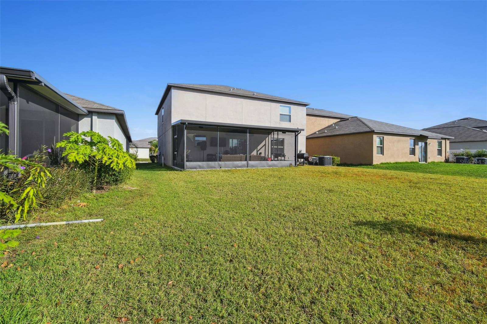 Image 40 of 74 For 13009 Meadow Pond Place