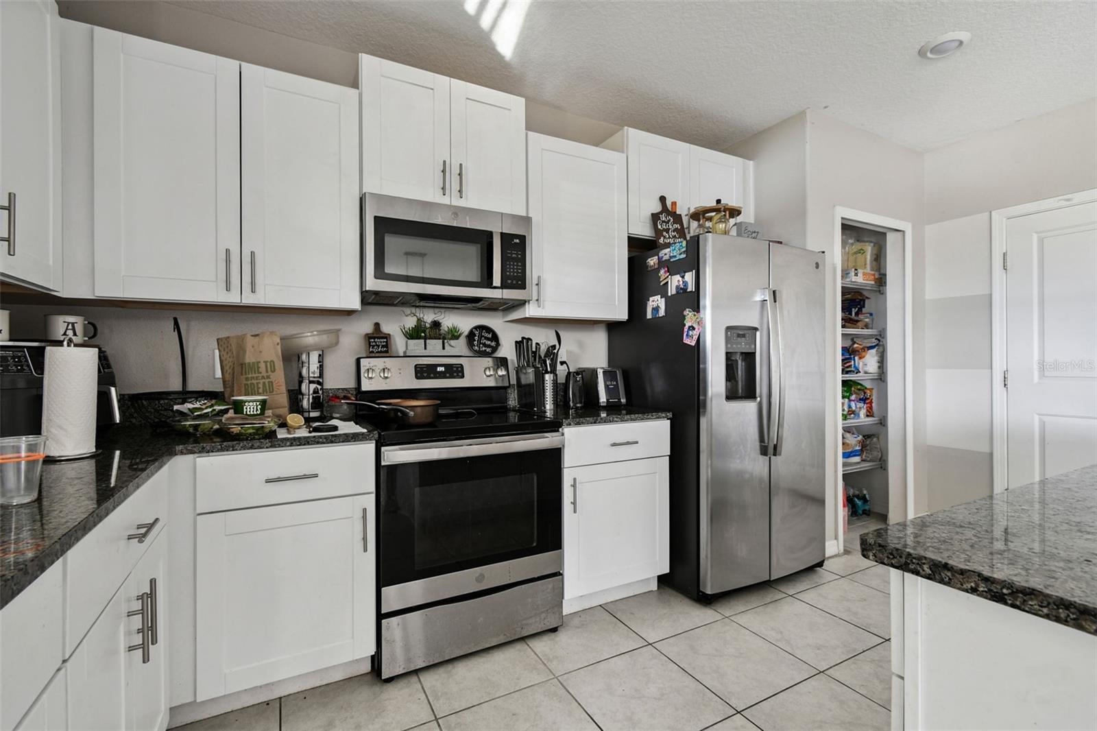 Image 9 of 74 For 13009 Meadow Pond Place