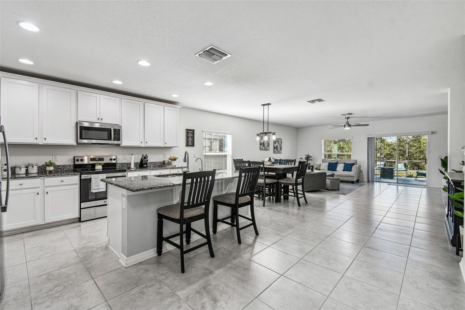 Image 11 of 74 For 12907 Conquistador Loop