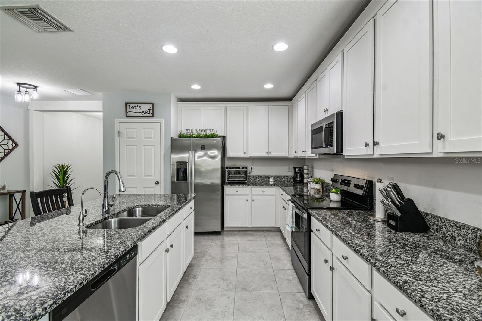 Image 16 of 74 For 12907 Conquistador Loop