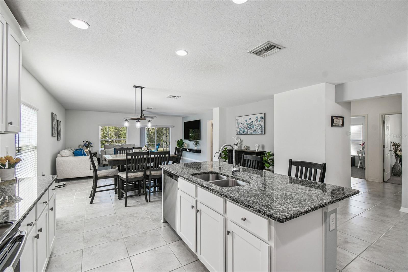 Image 19 of 74 For 12907 Conquistador Loop