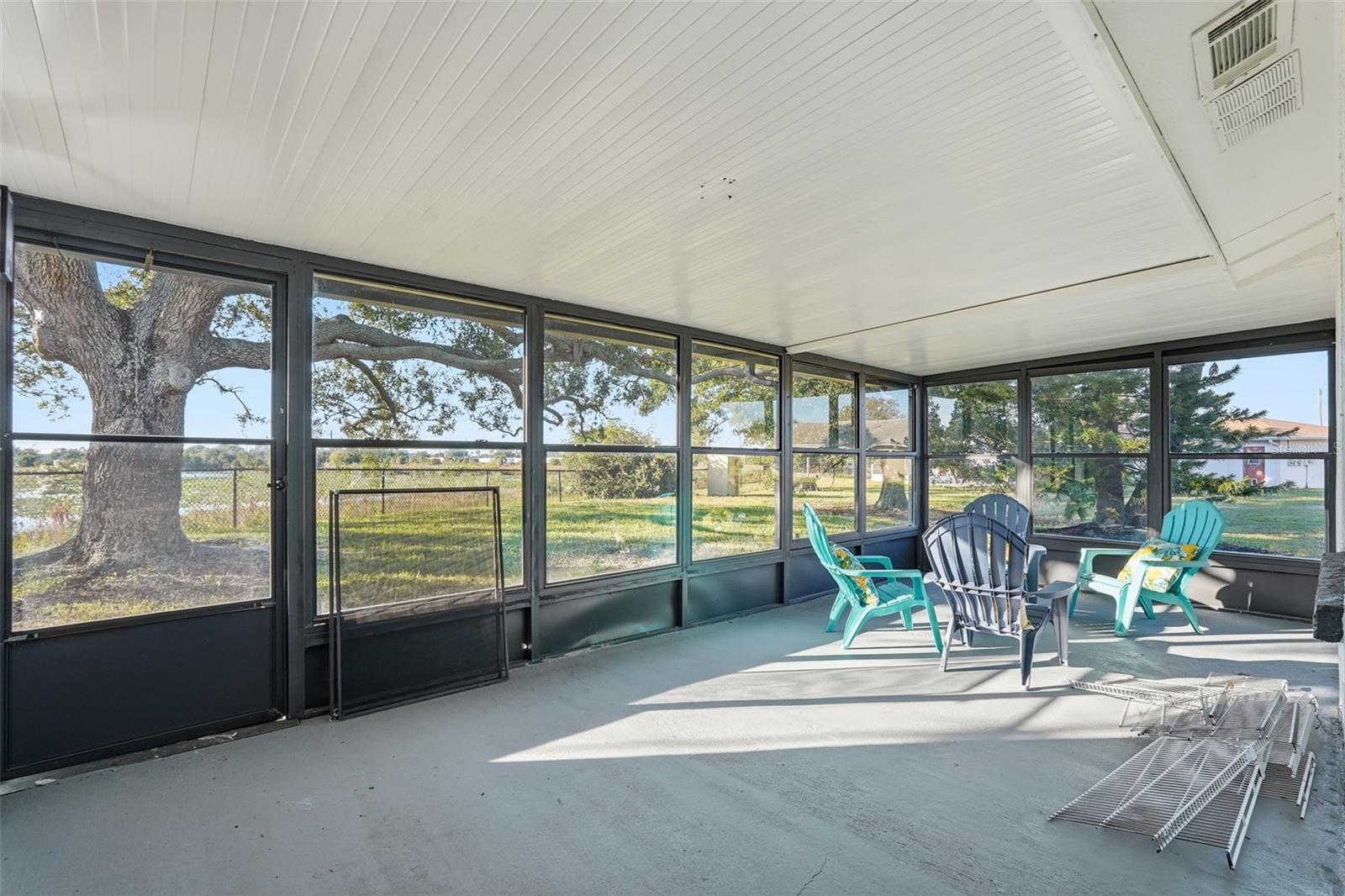 Image 23 of 38 For 3973 107th Avenue N