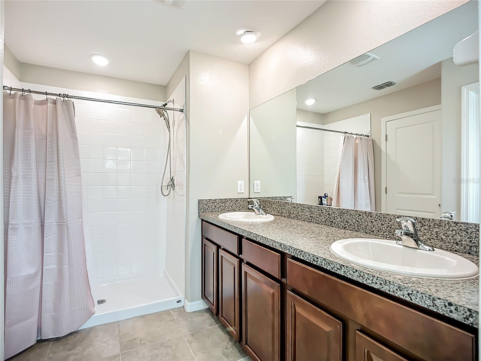 Image 30 of 64 For 7242 Salt River Avenue