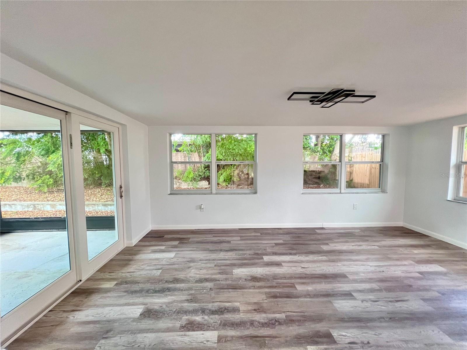 Image 12 of 27 For 5703 Andrea Drive