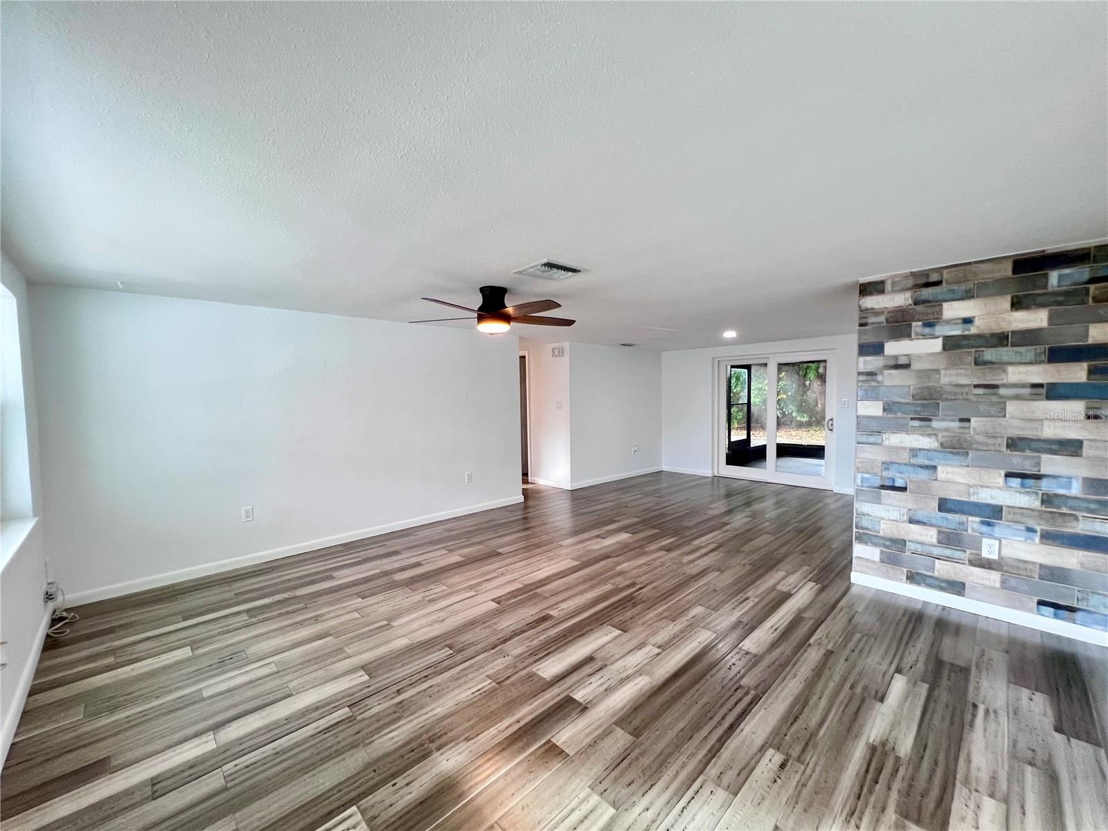 Image 4 of 27 For 5703 Andrea Drive