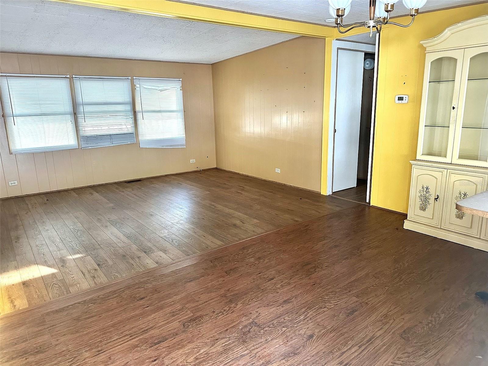 Listing photo id 2 for 2000 Bay Drive 178