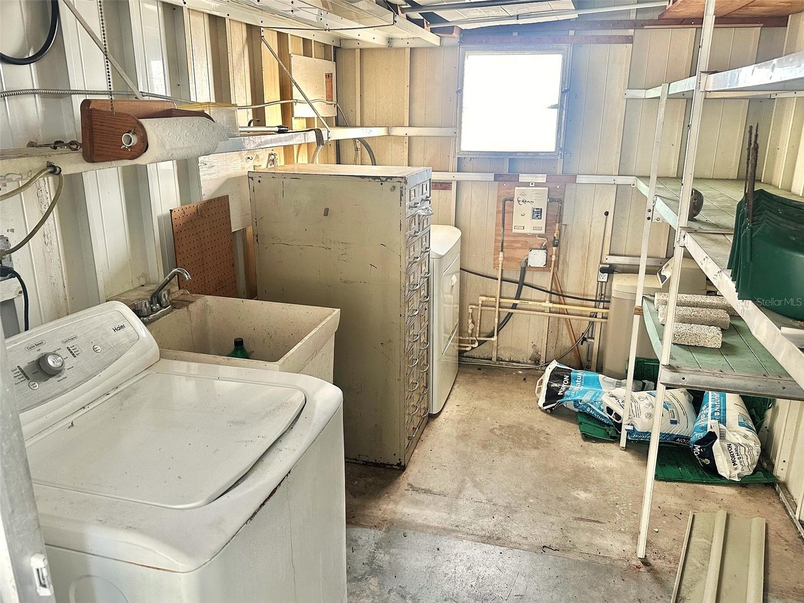 Listing photo id 7 for 2000 Bay Drive 178