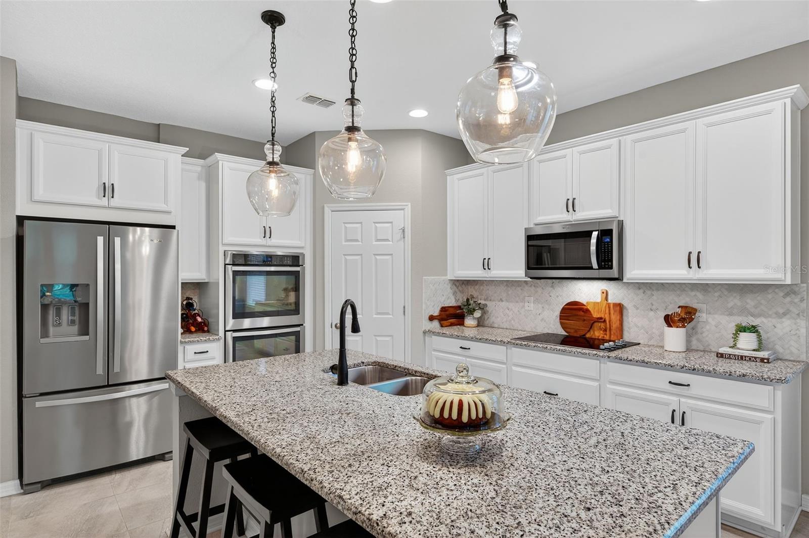 Image 38 of 69 For 30514 Pecan Valley Loop