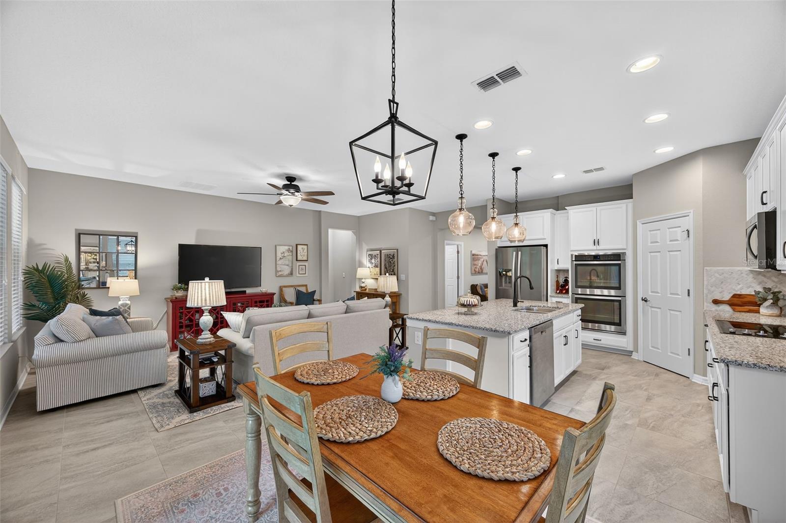 Image 42 of 69 For 30514 Pecan Valley Loop