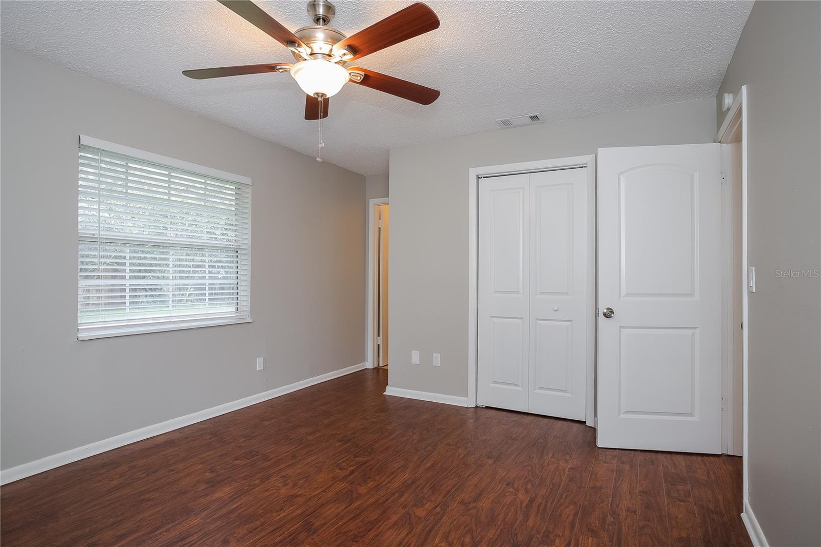 Image 7 of 16 For 2015 Jones Avenue