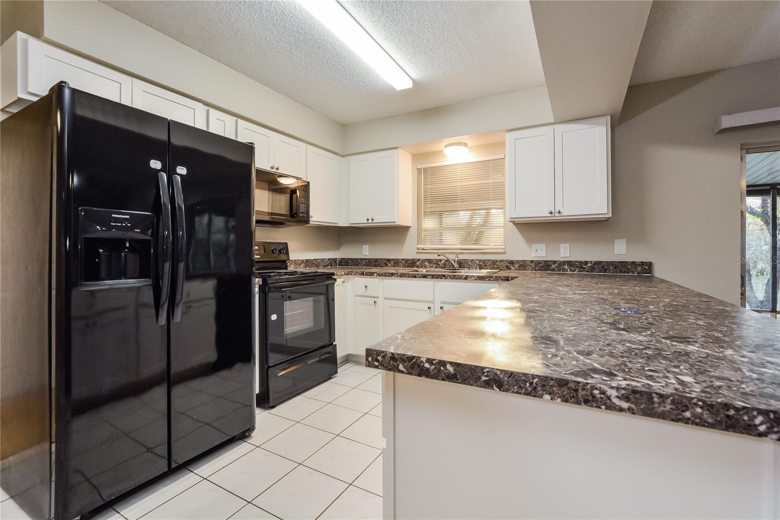 Image 3 of 15 For 2518 Bon Air Drive