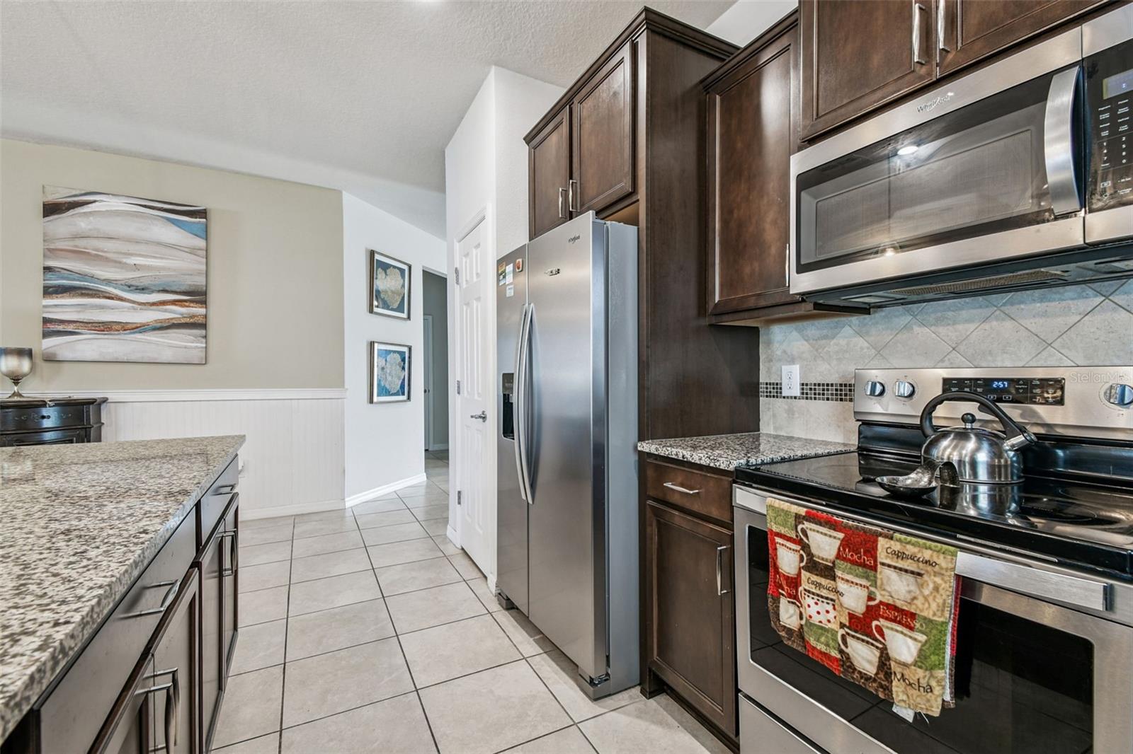 Image 10 of 61 For 11722 Clare Hill Avenue