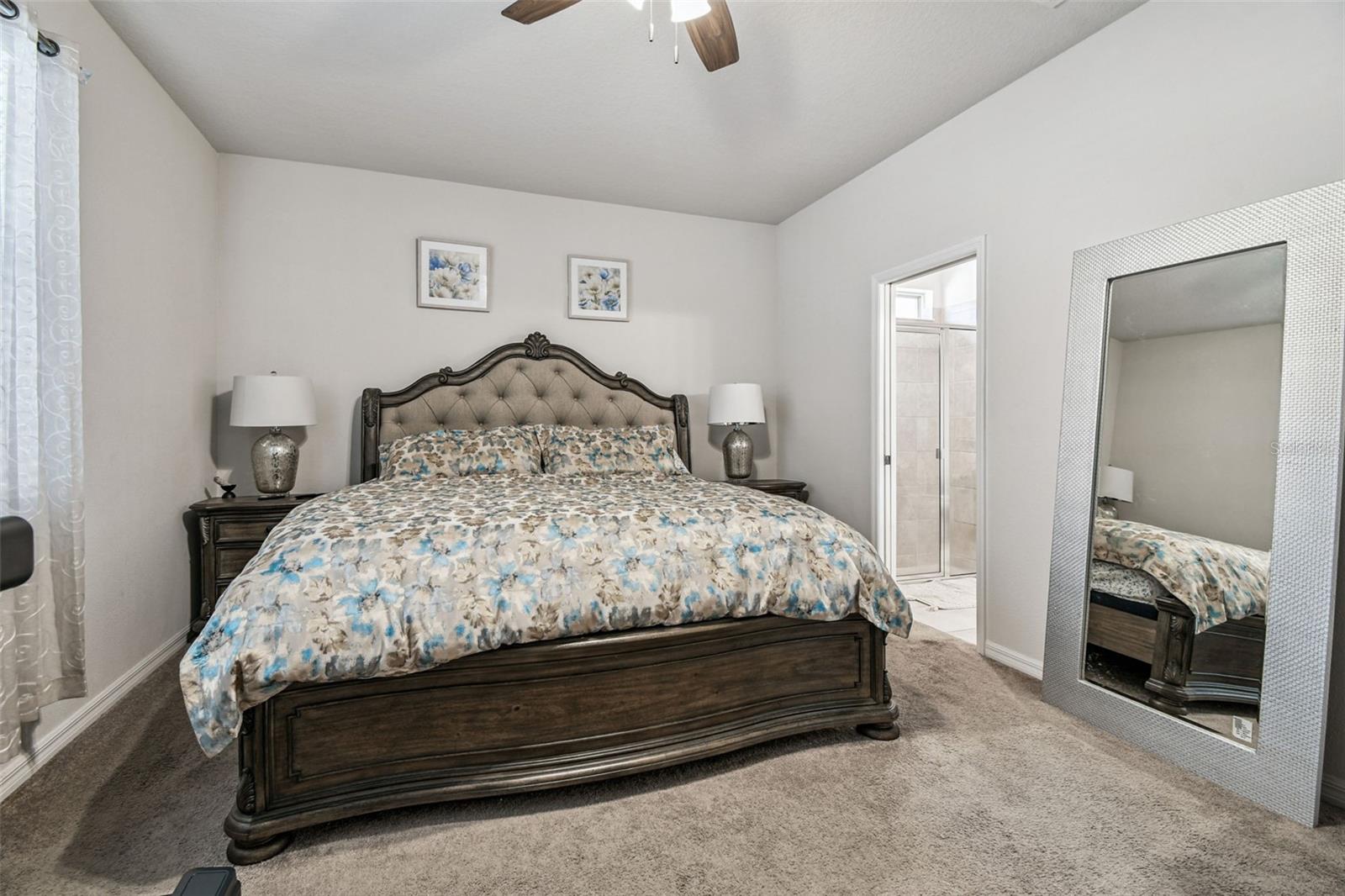 Image 24 of 61 For 11722 Clare Hill Avenue