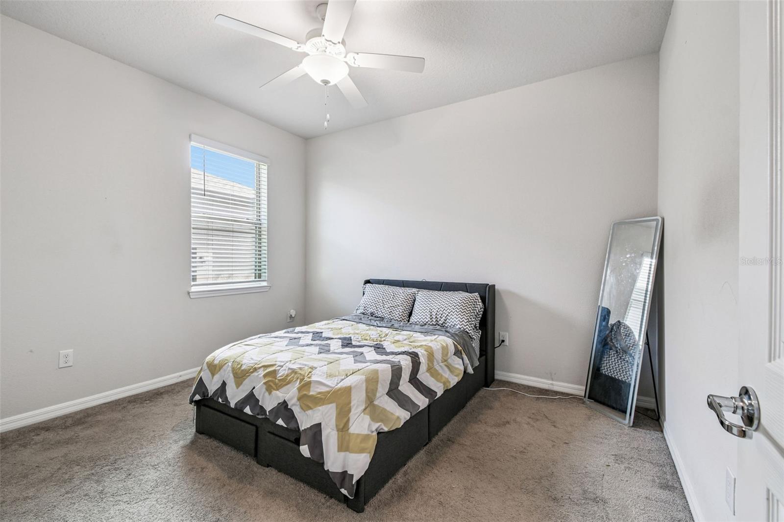 Image 31 of 61 For 11722 Clare Hill Avenue