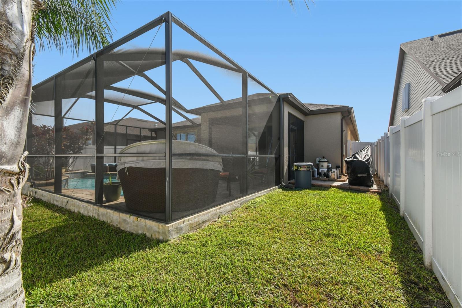 Image 49 of 61 For 11722 Clare Hill Avenue