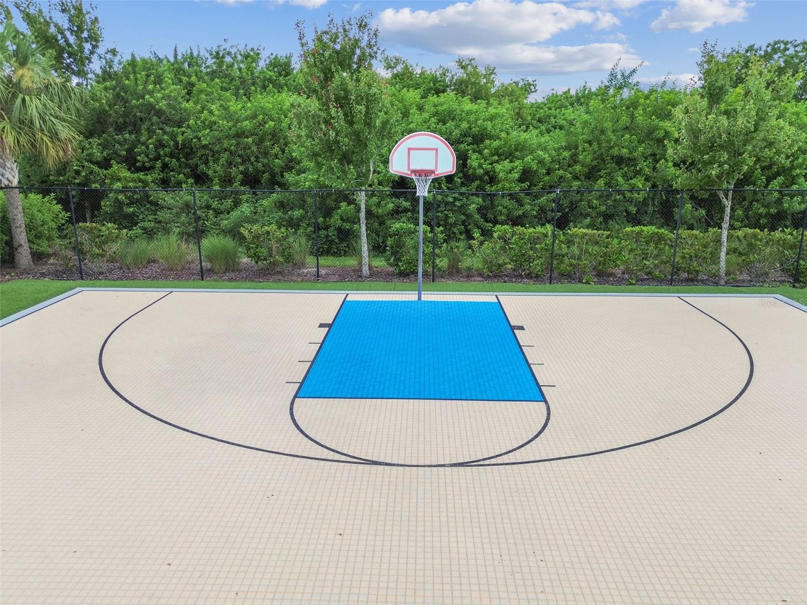 Image 55 of 61 For 11722 Clare Hill Avenue