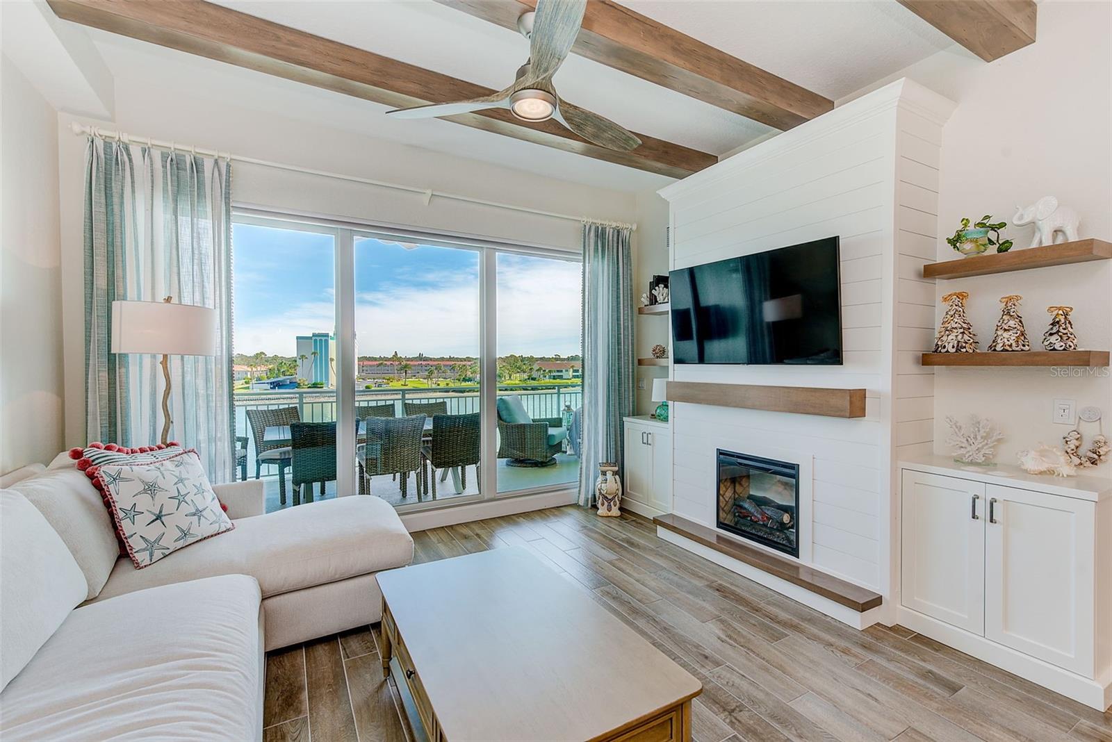 Image 6 of 43 For 20001 Gulf Boulevard 403