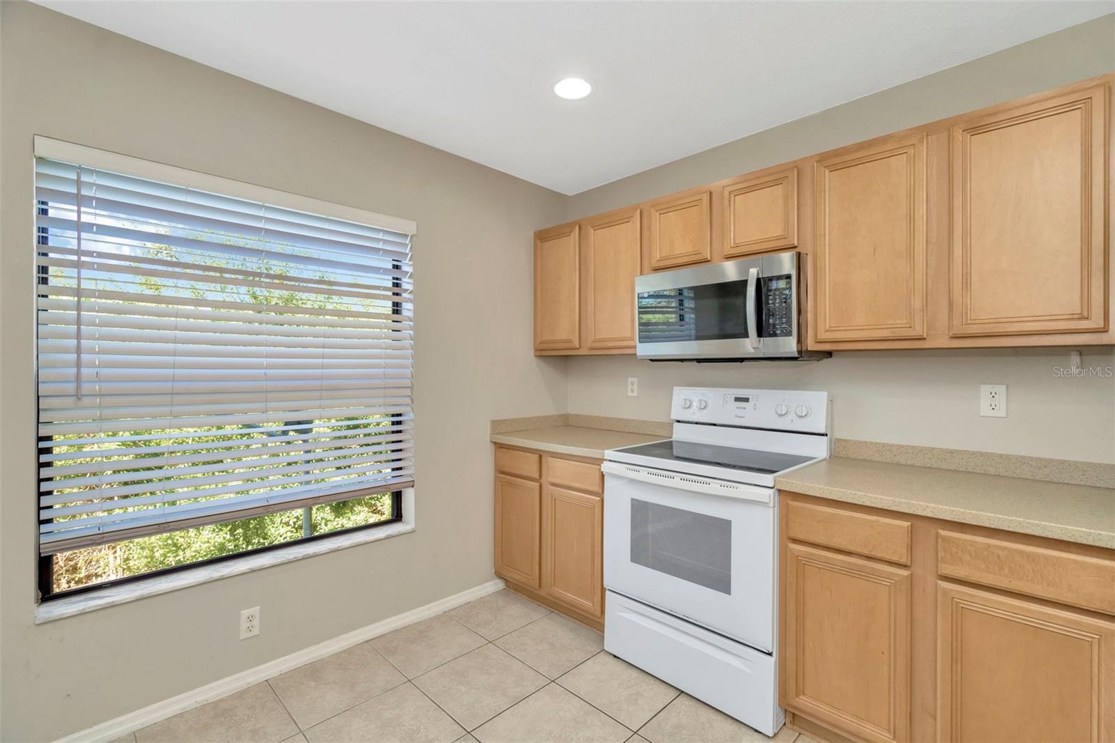 Image 14 of 33 For 1523 Water Terrace Lane