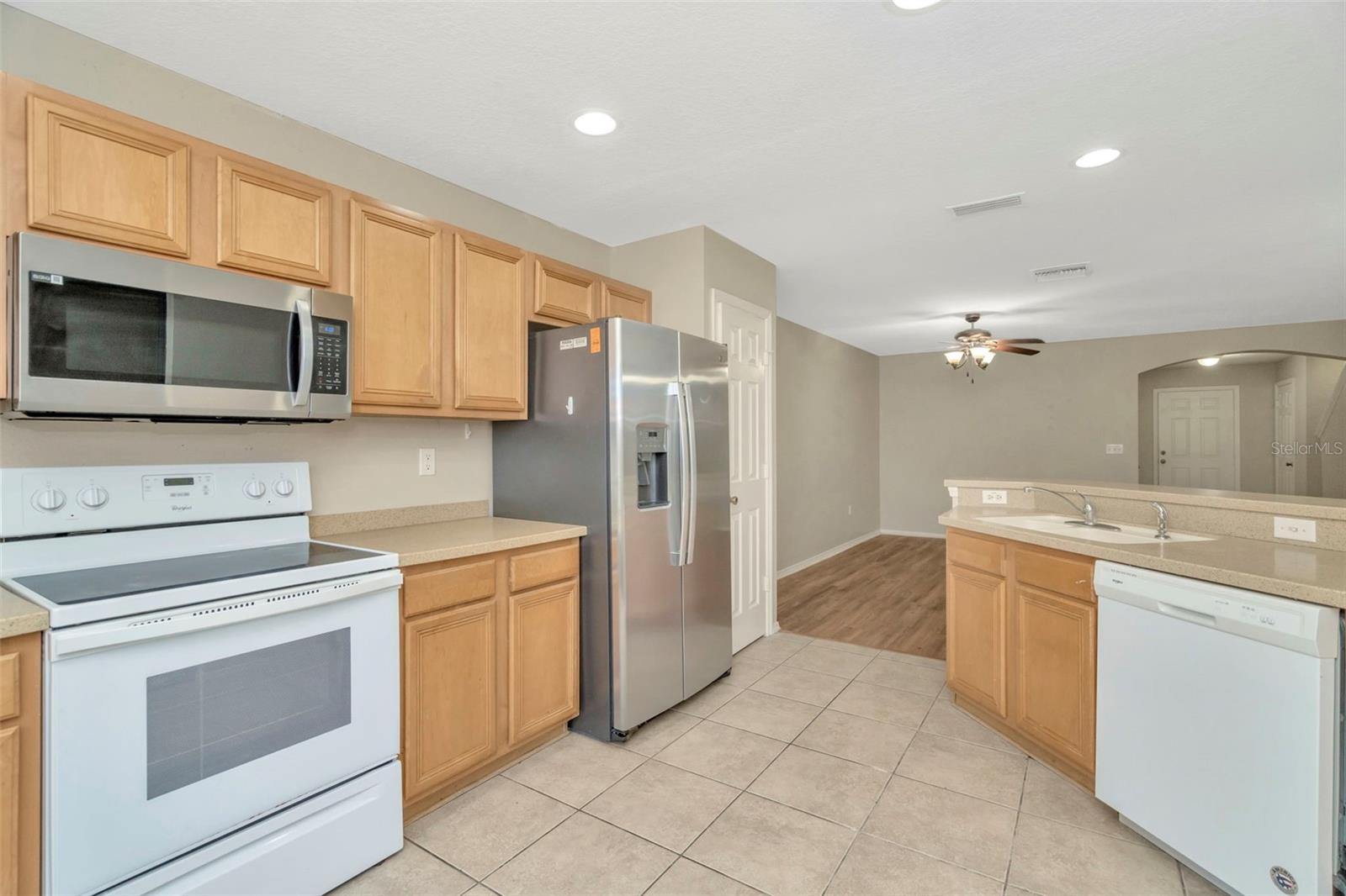 Image 15 of 33 For 1523 Water Terrace Lane