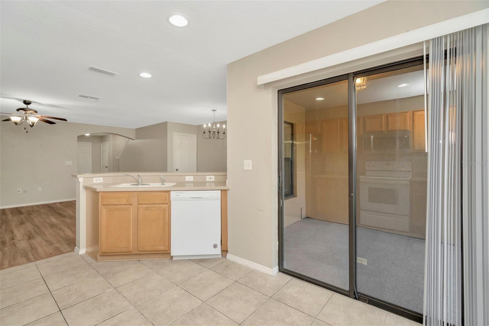 Image 16 of 33 For 1523 Water Terrace Lane