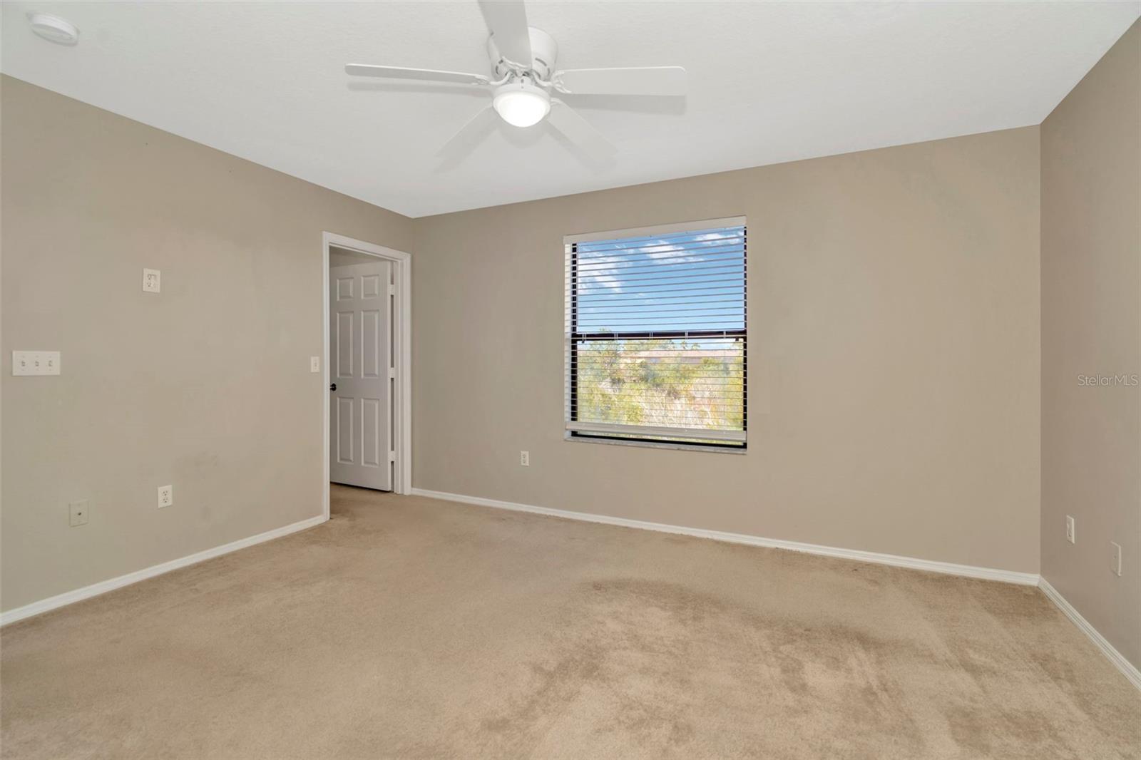 Image 22 of 33 For 1523 Water Terrace Lane