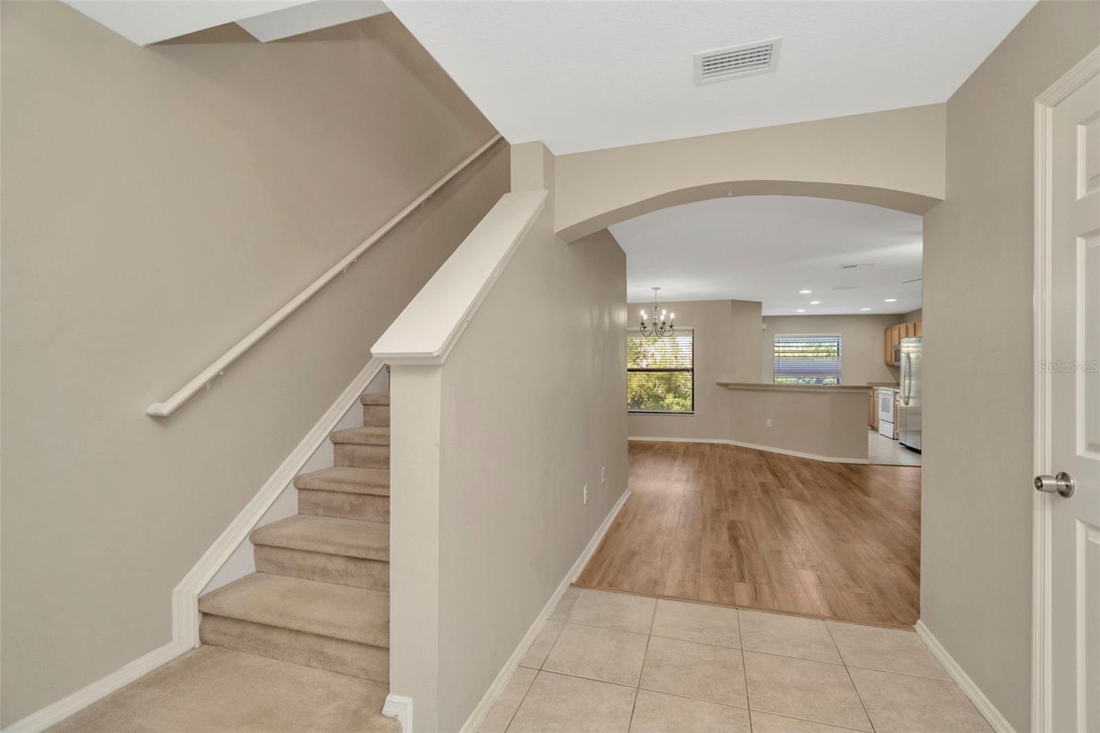 Image 4 of 33 For 1523 Water Terrace Lane