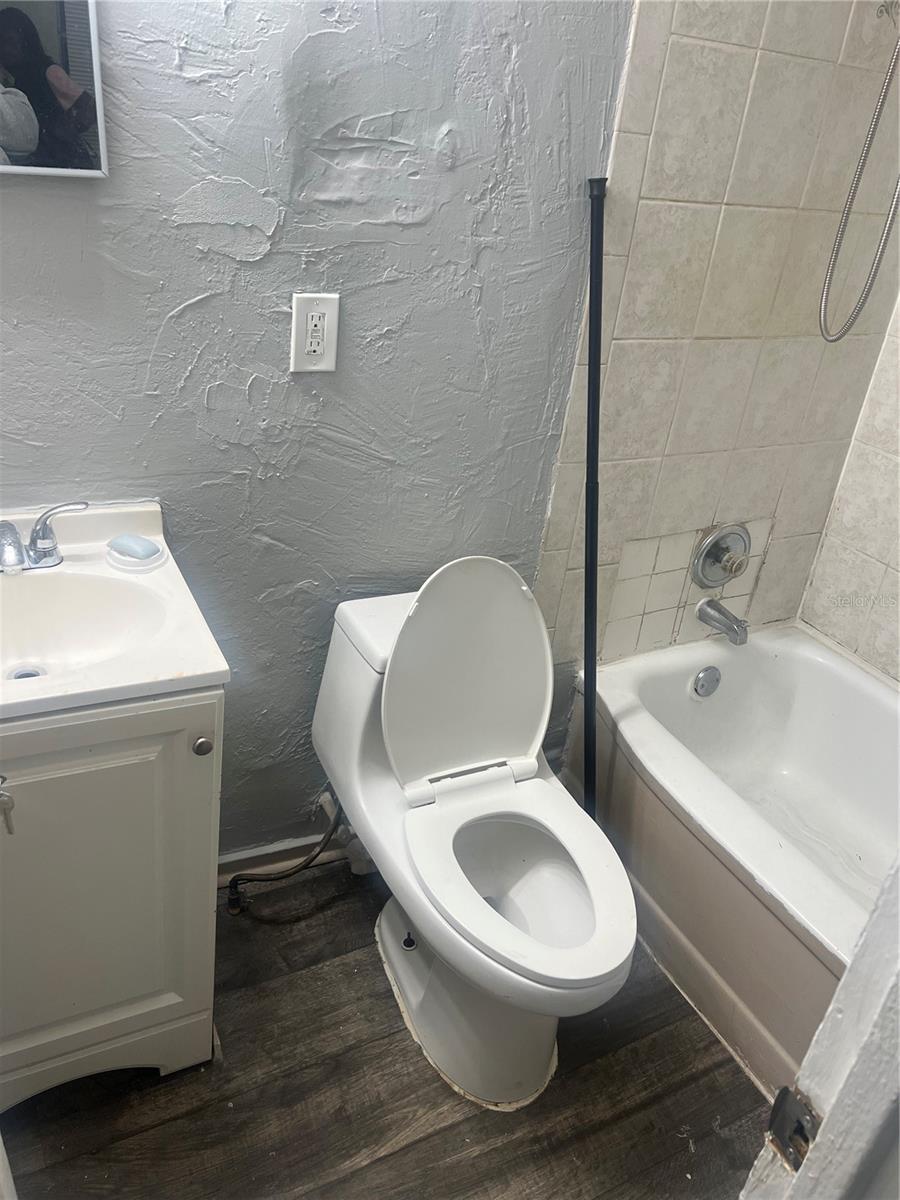 Image 6 of 6 For 2025 7th Street S 1