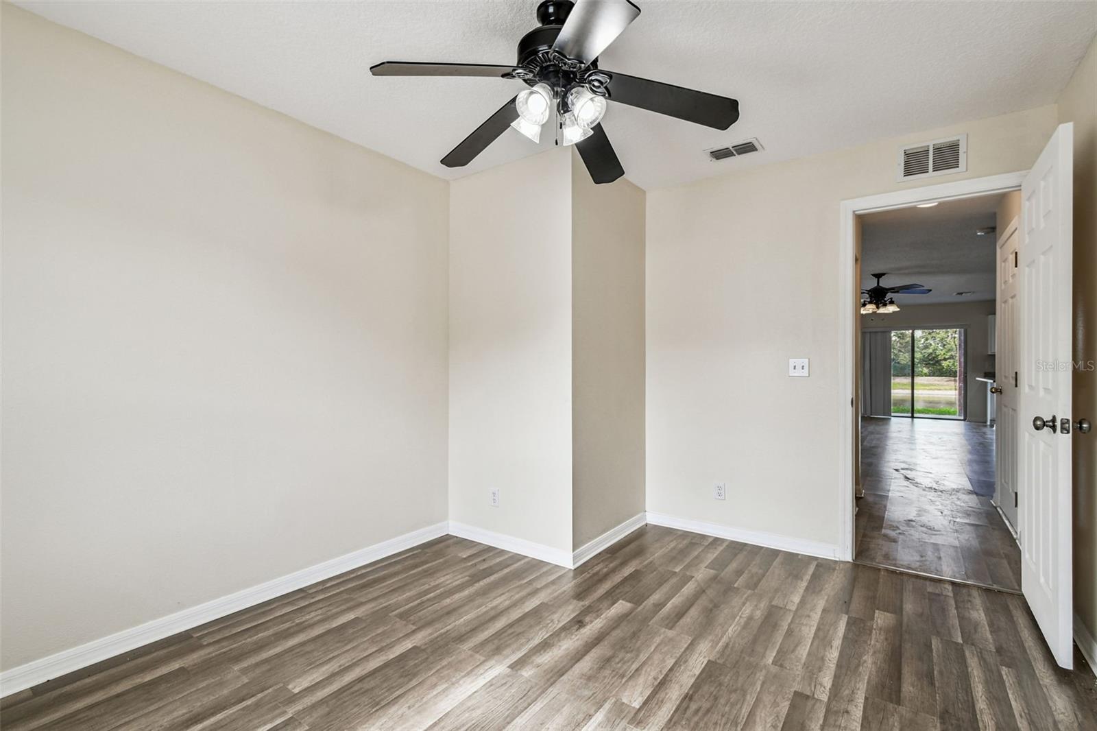 Image 33 of 84 For 2520 Colony Reed Lane