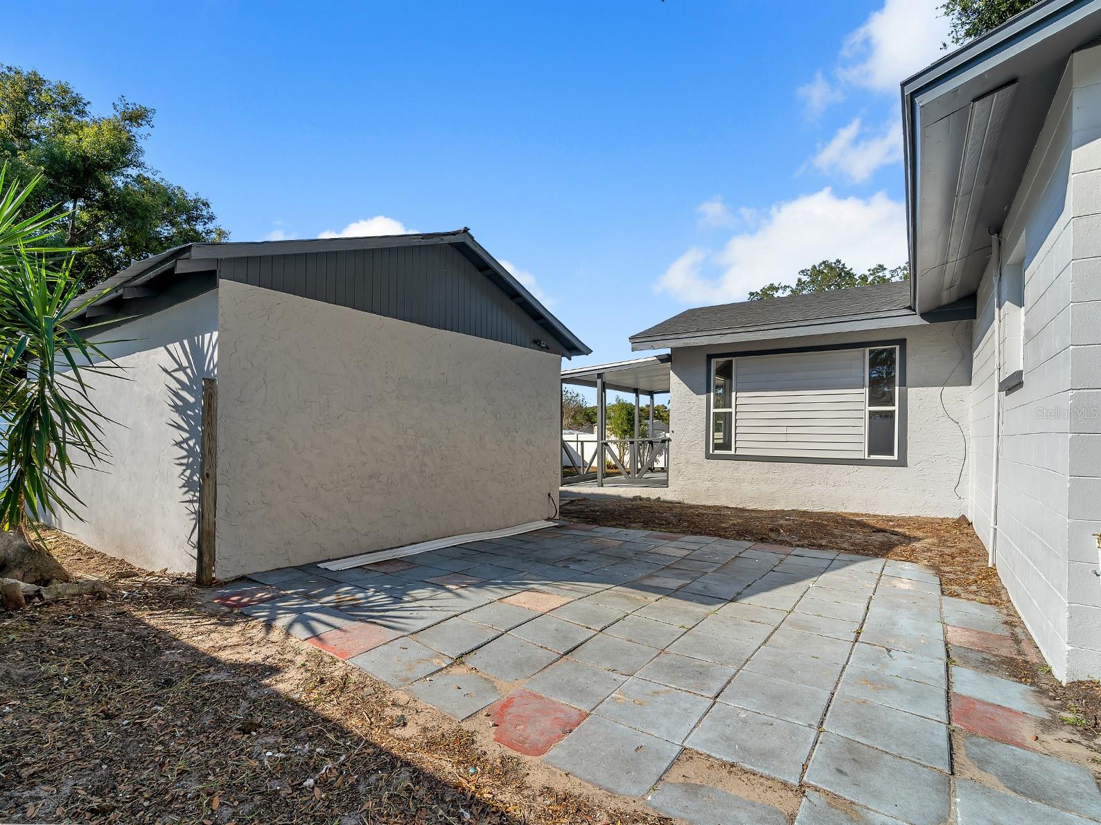 Image 36 of 48 For 39030 South Avenue