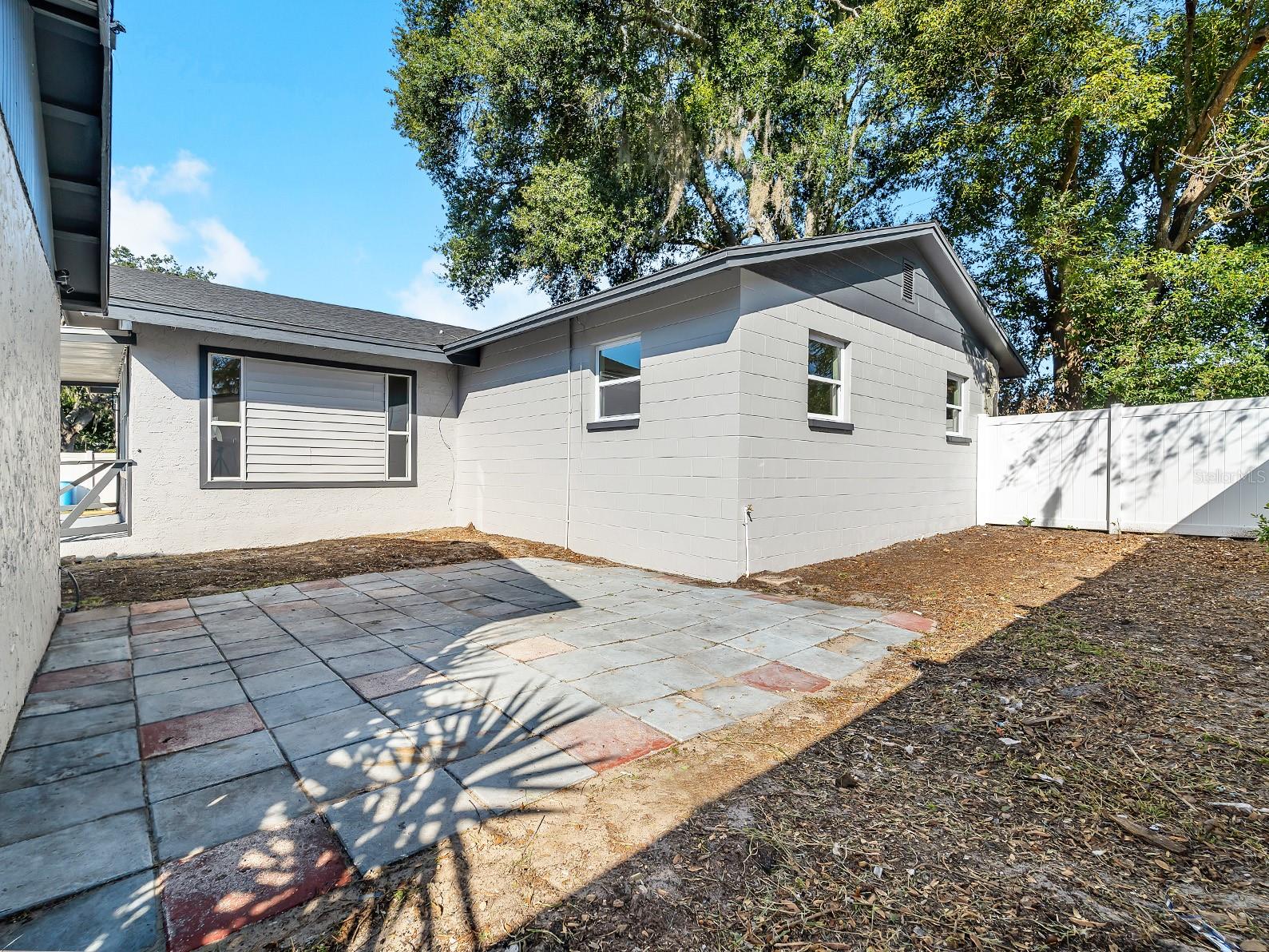 Image 37 of 48 For 39030 South Avenue