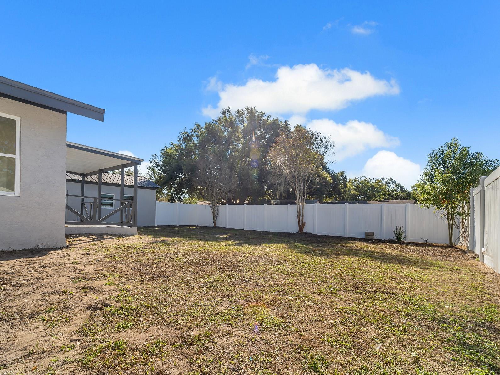 Image 40 of 48 For 39030 South Avenue