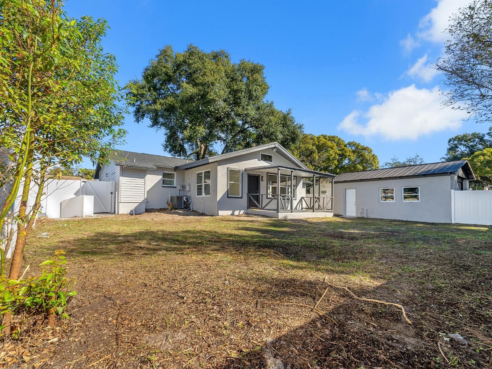 Image 41 of 48 For 39030 South Avenue