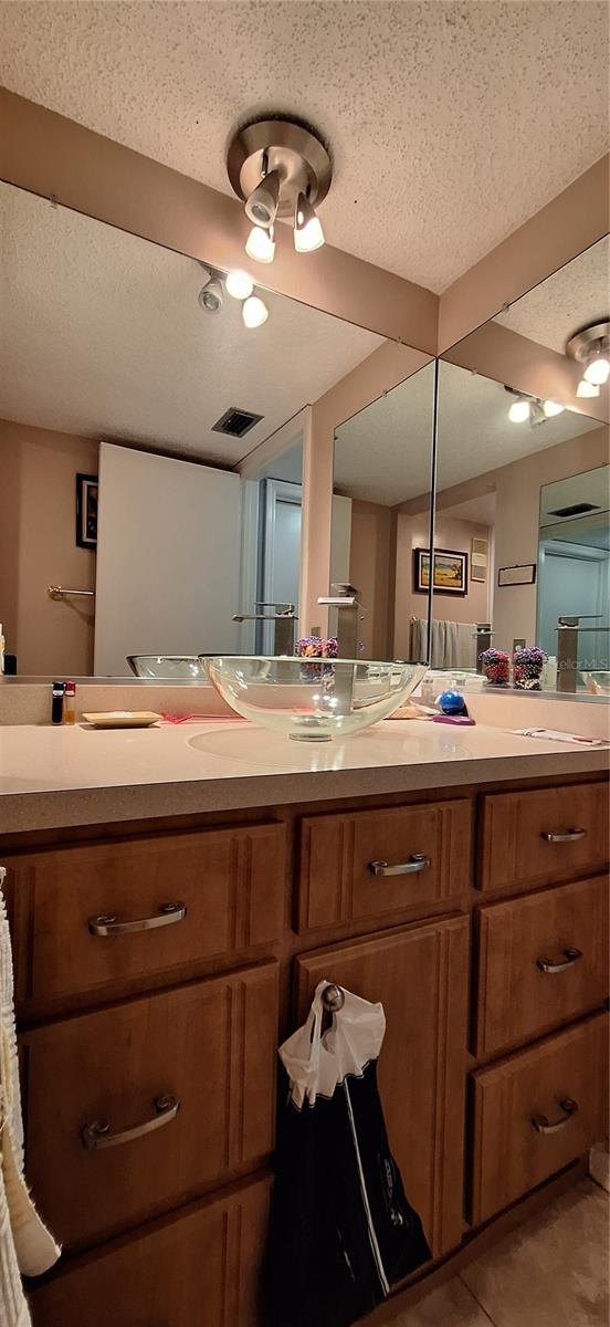 Image 19 of 27 For 7907 Sailboat Key Boulevard S 205