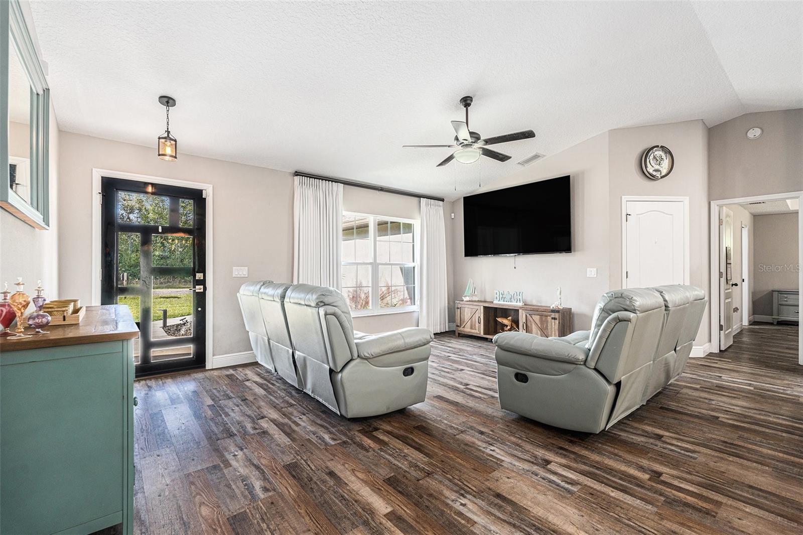 Image 6 of 32 For 3031 Juliet Place