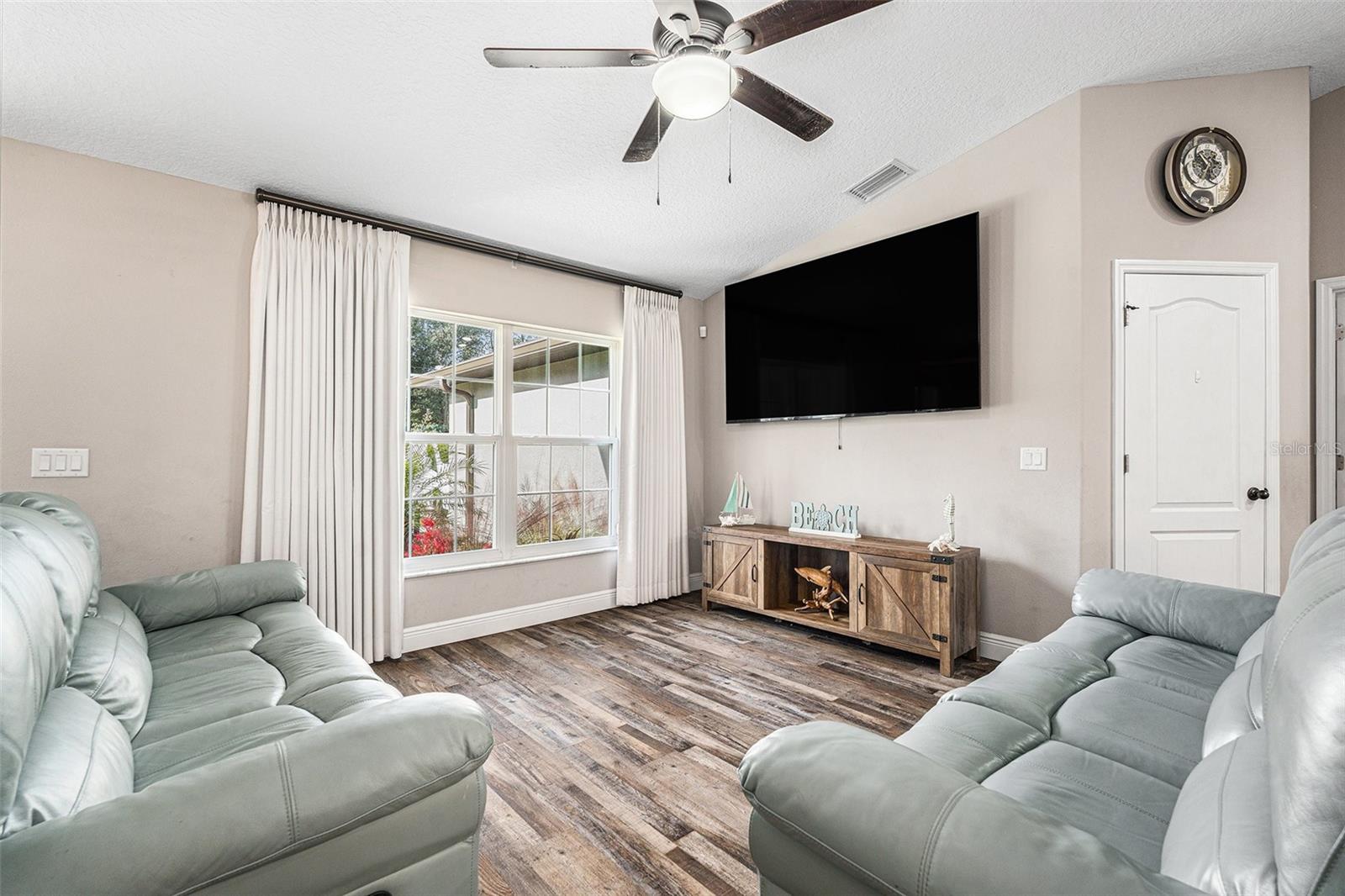 Image 8 of 32 For 3031 Juliet Place