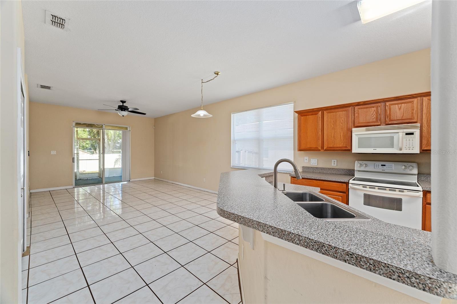 Image 16 of 78 For 1621 Mountclair Court