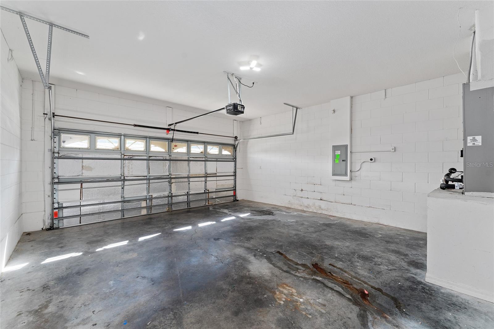 Image 31 of 78 For 1621 Mountclair Court