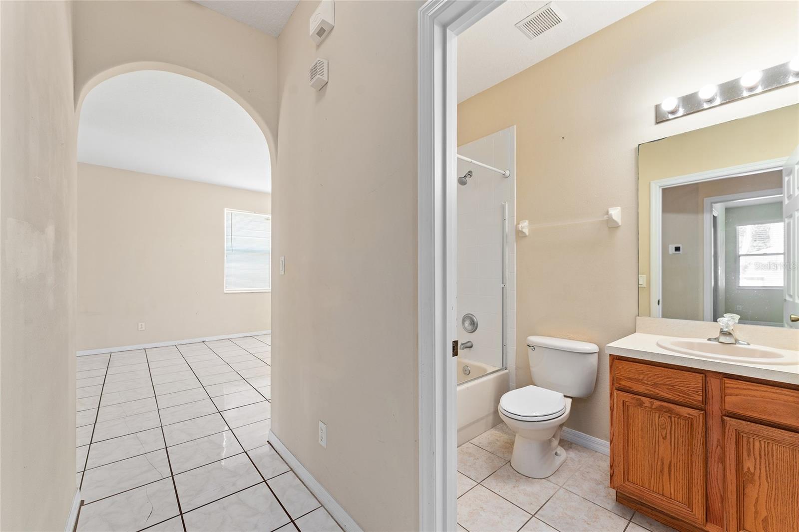 Image 34 of 78 For 1621 Mountclair Court