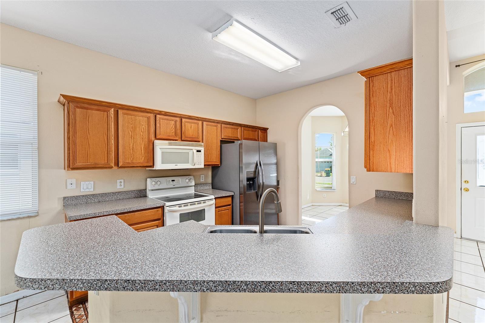 Image 5 of 78 For 1621 Mountclair Court