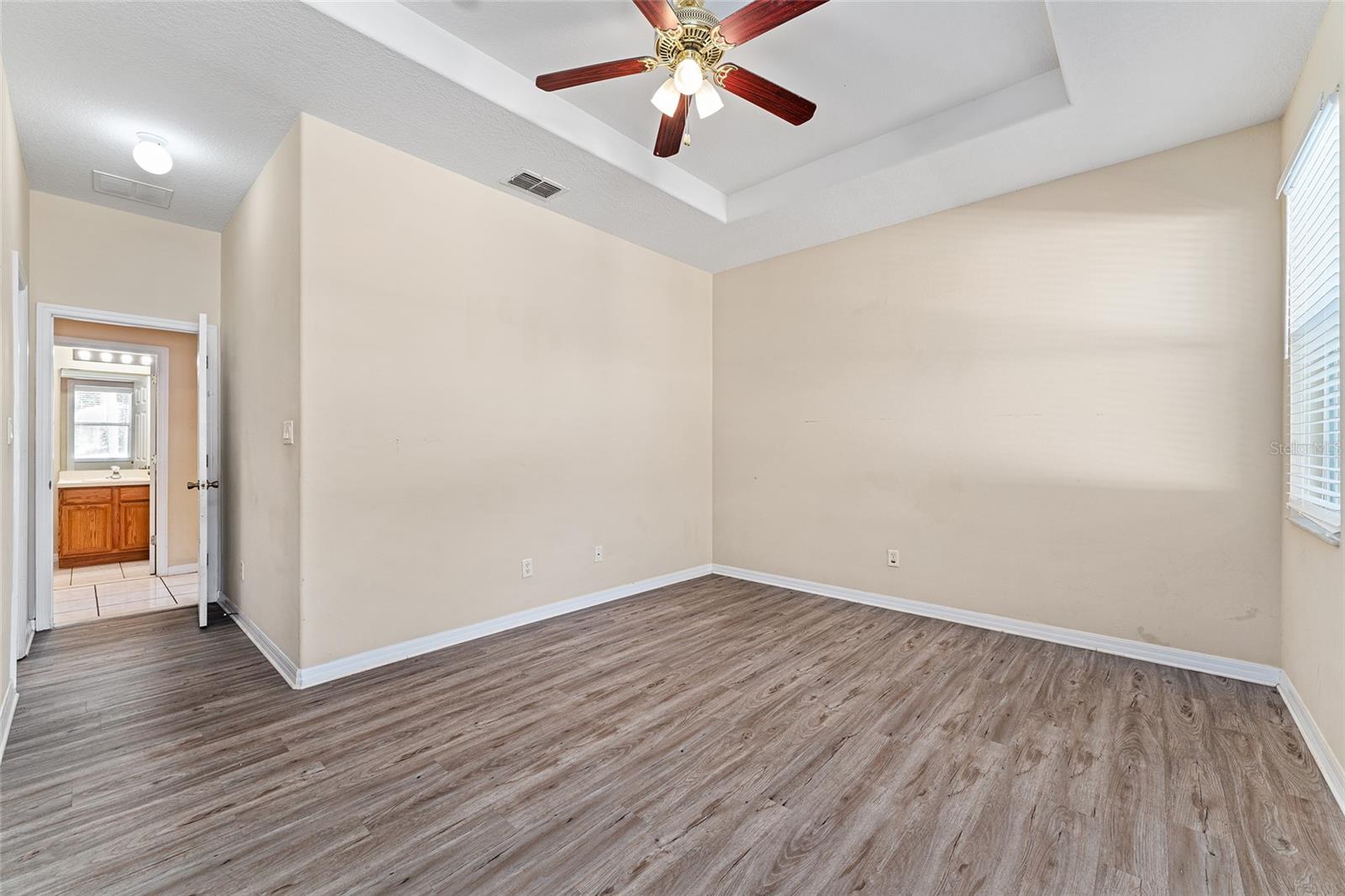 Image 50 of 78 For 1621 Mountclair Court