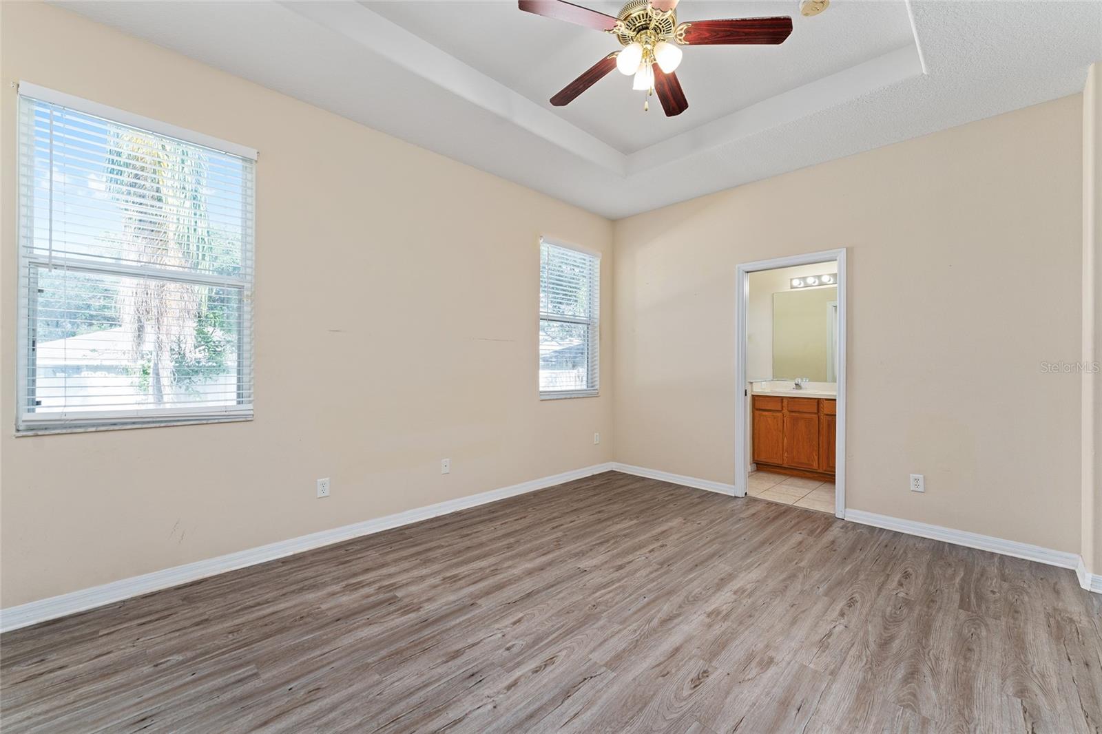 Image 52 of 78 For 1621 Mountclair Court