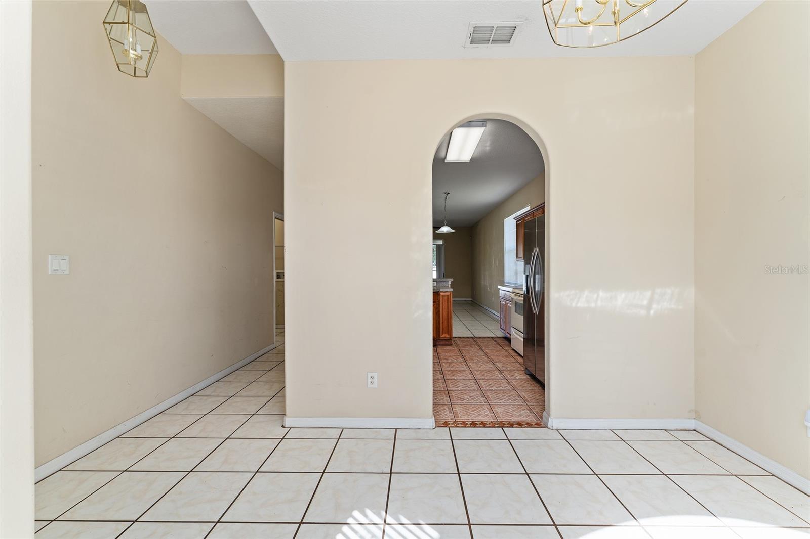 Image 9 of 78 For 1621 Mountclair Court