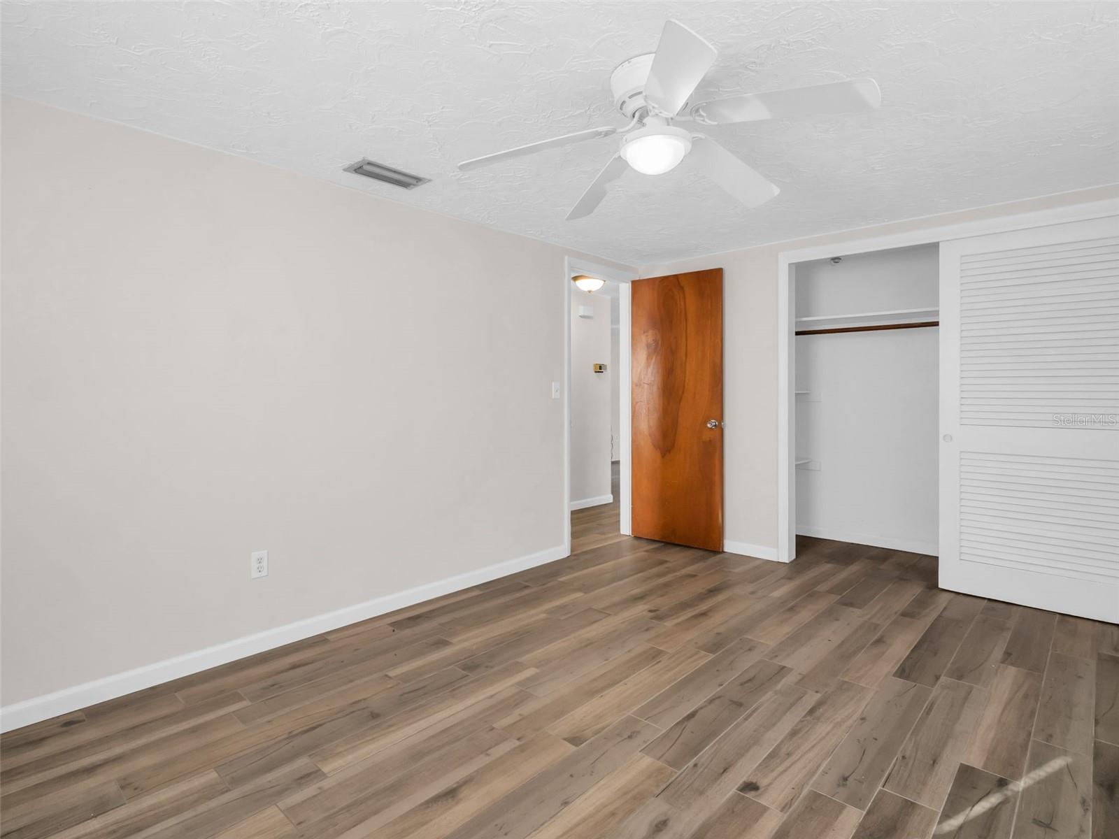 Image 14 of 50 For 3814 Sunray Drive