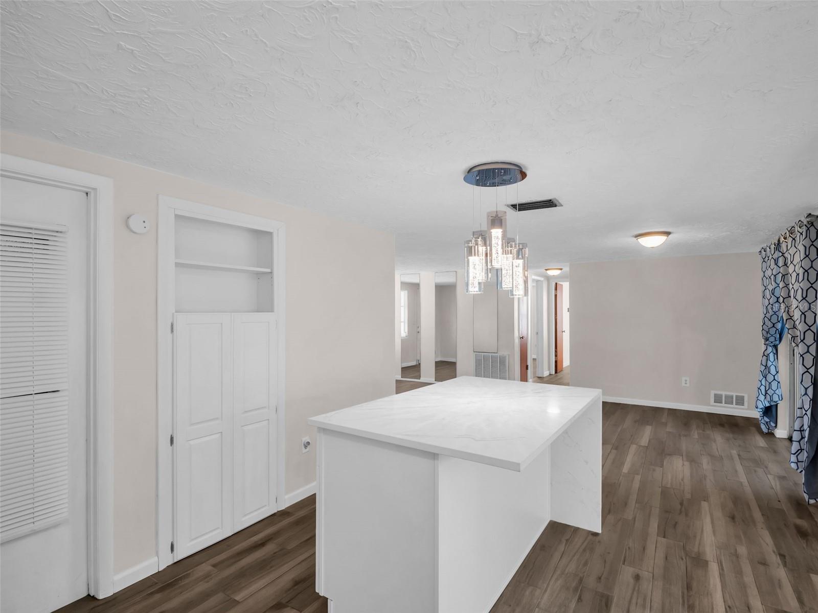 Image 25 of 50 For 3814 Sunray Drive