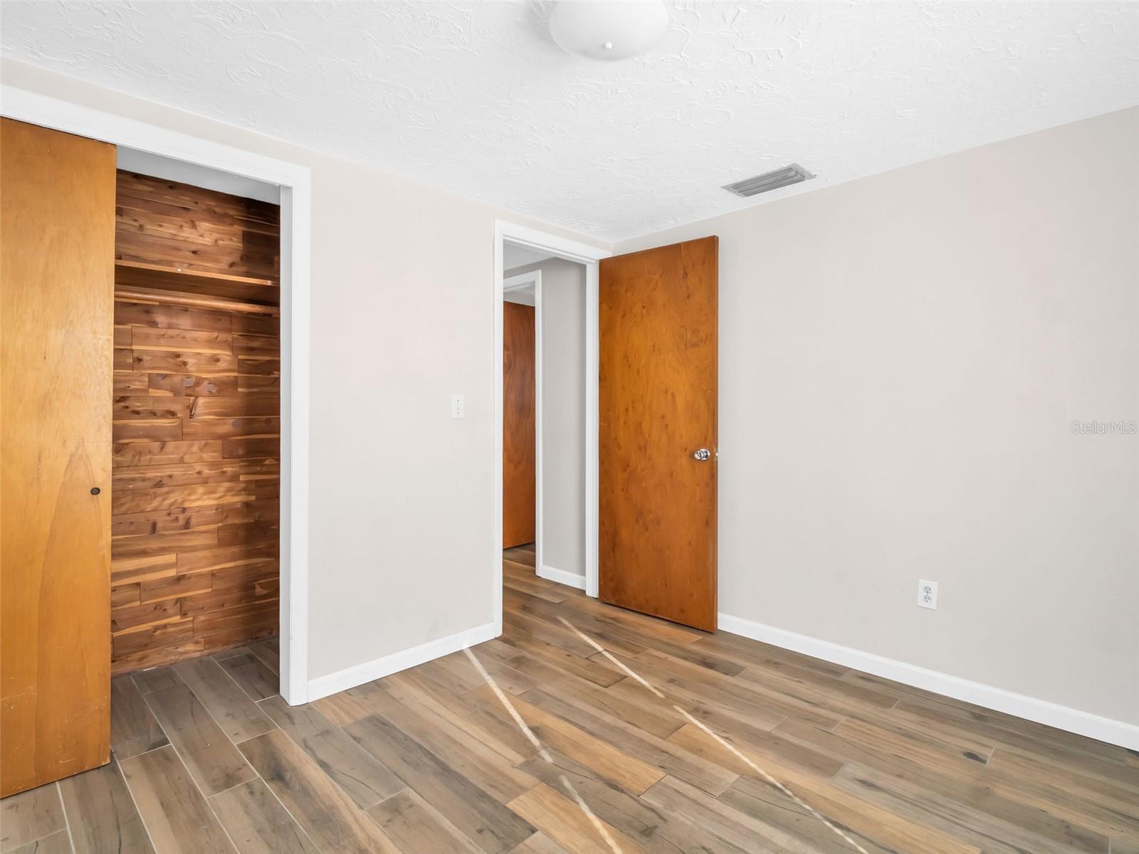 Image 27 of 50 For 3814 Sunray Drive