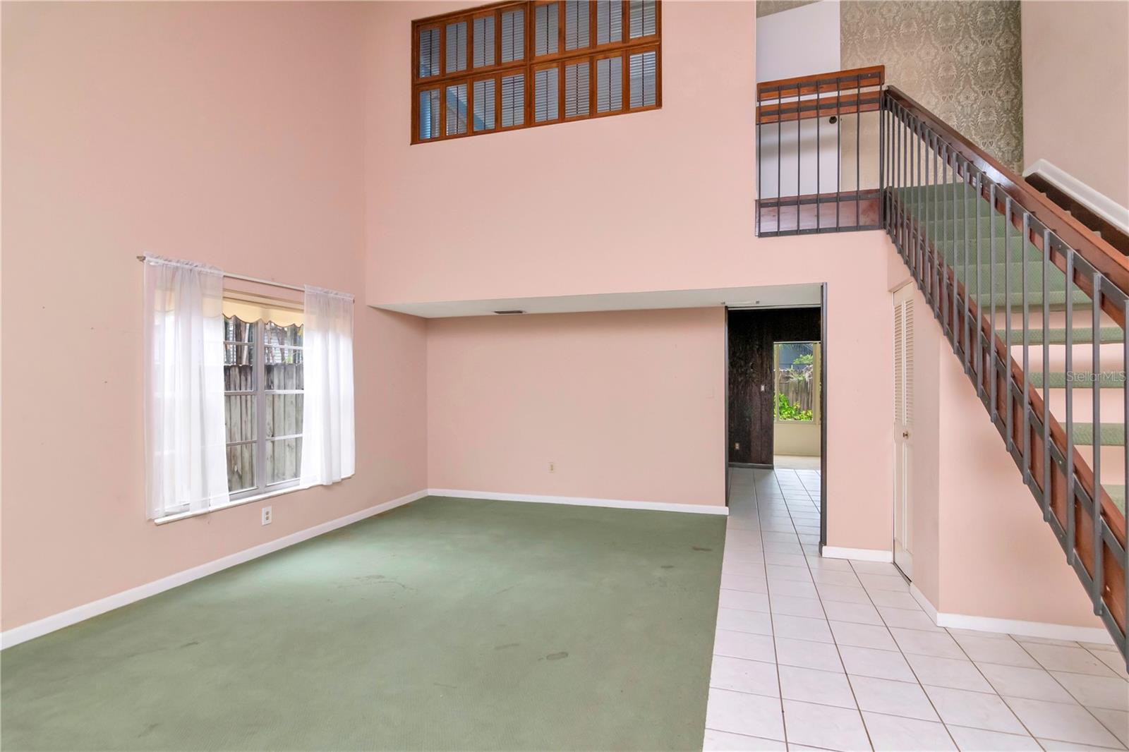 Image 11 of 47 For 522 Hilldale Road